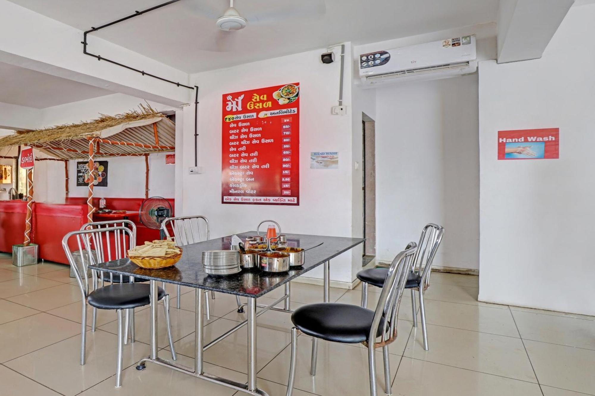Hotel O Hill View Vadodara Kültér fotó