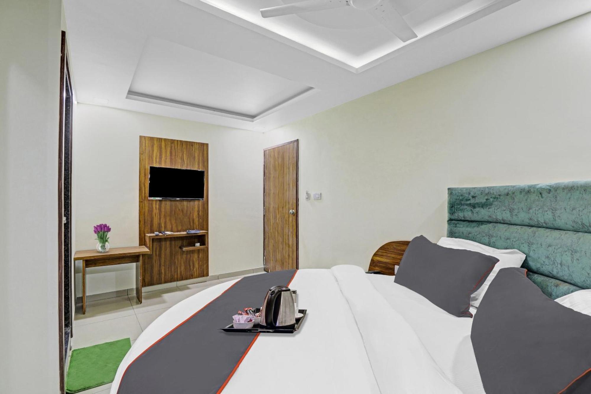 Hotel O Hill View Vadodara Kültér fotó