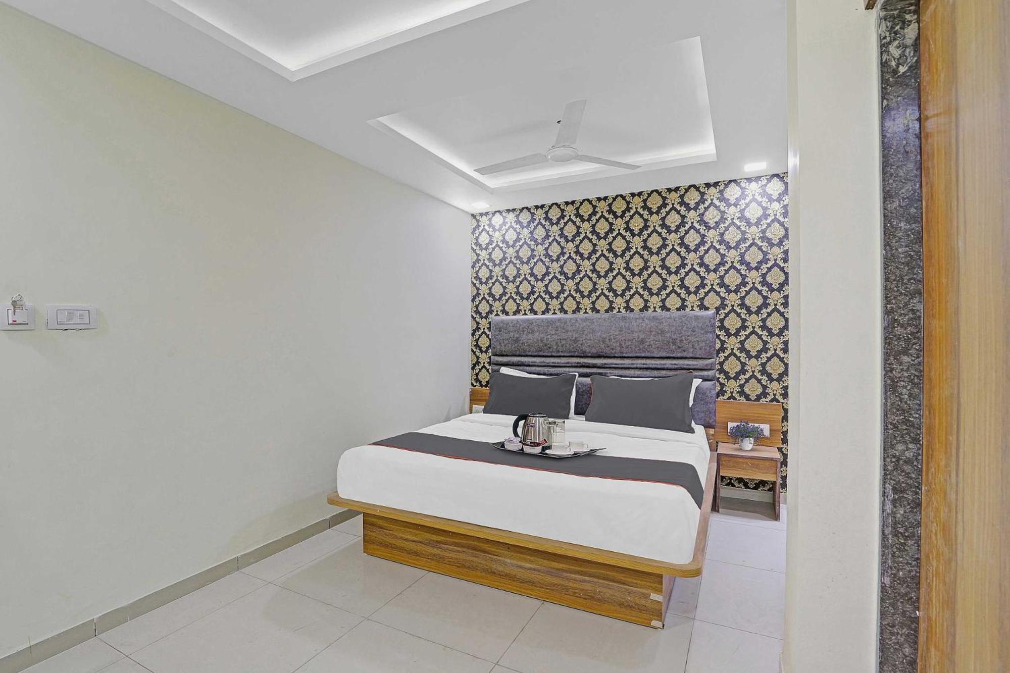 Hotel O Hill View Vadodara Kültér fotó