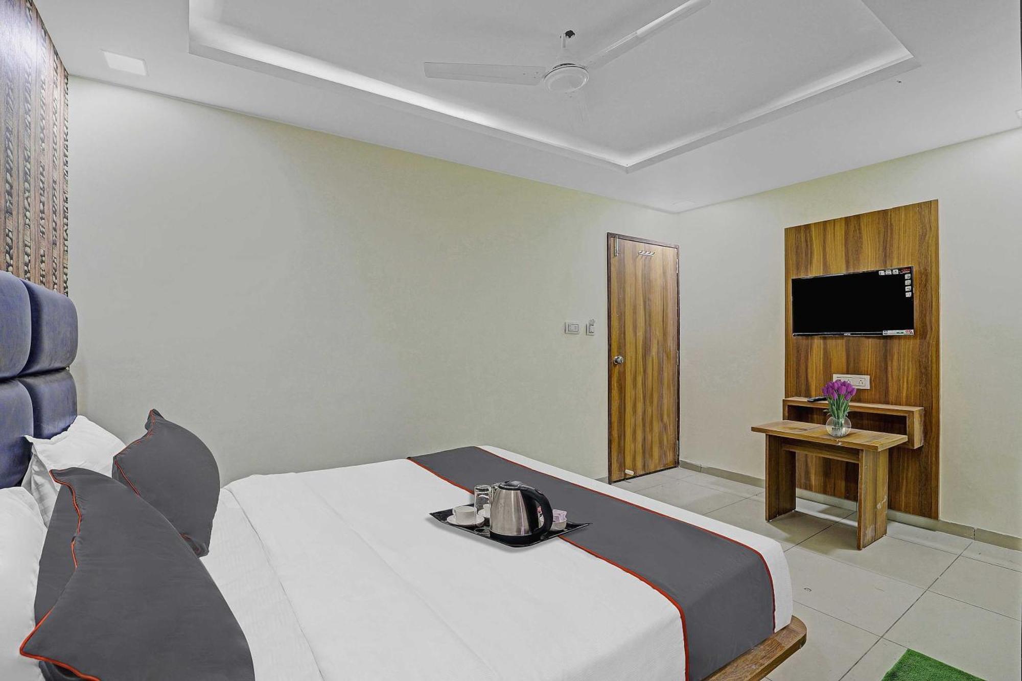 Hotel O Hill View Vadodara Kültér fotó
